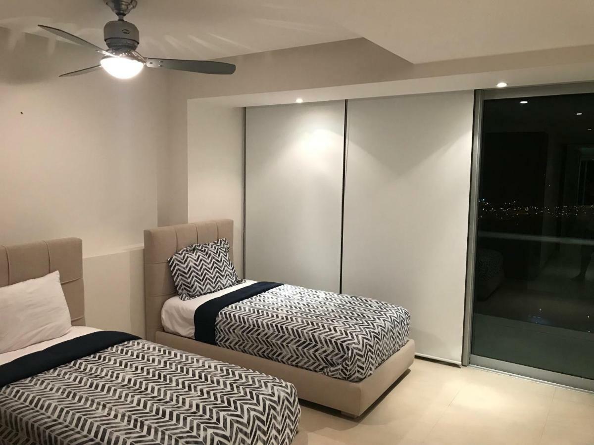 マサトランTorre Peninsulaアパートメント エクステリア 写真